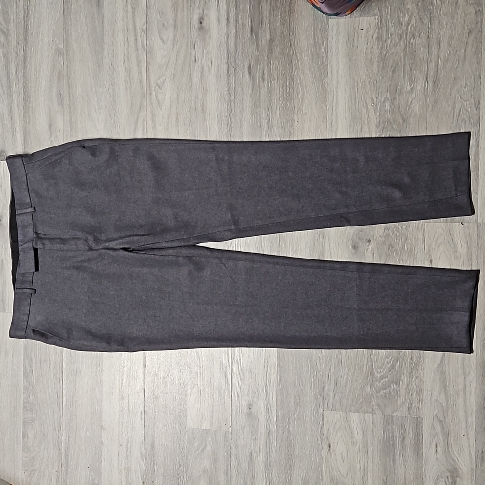 NEW! BOOHOO MAN PANTS SIZE 32